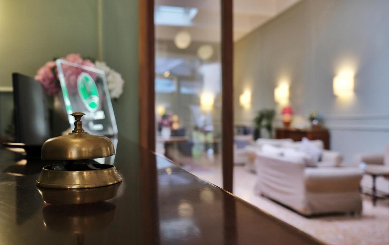 旅游健康及美容酒店 菲乌吉 外观 照片